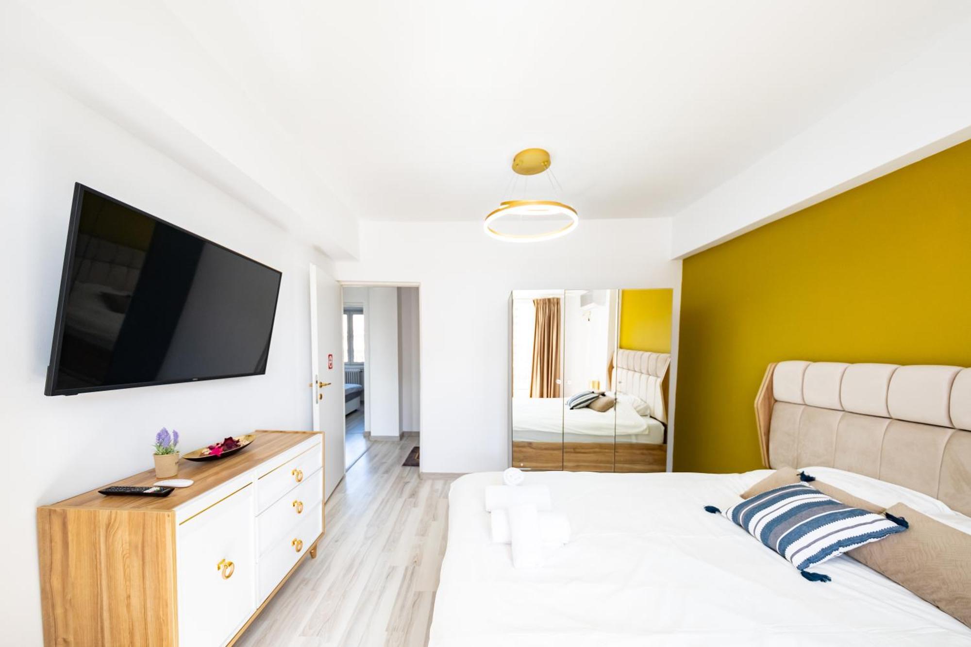 Ultracentral Calea Victoriei Old 3br