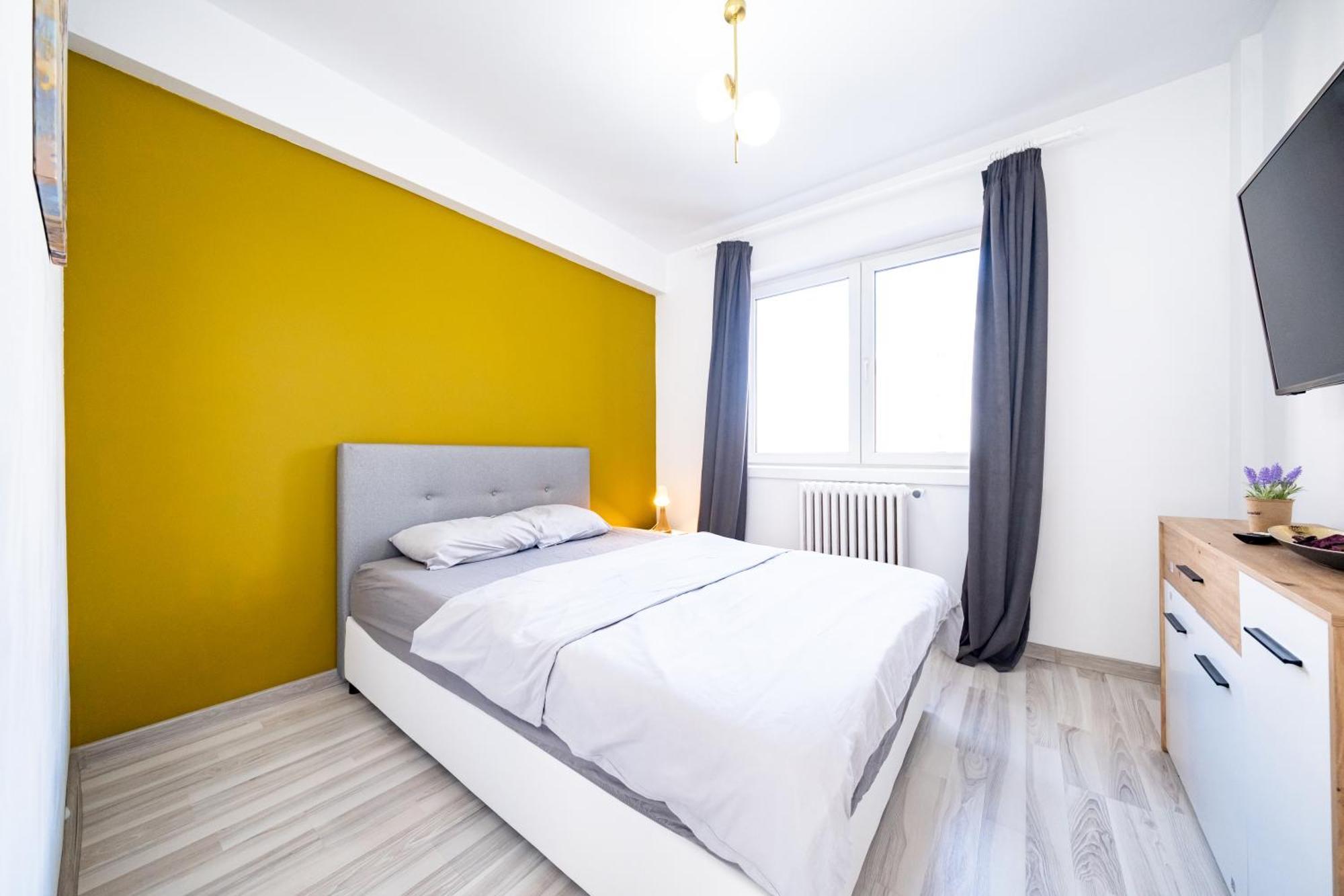 Ultracentral Calea Victoriei Old 3br *